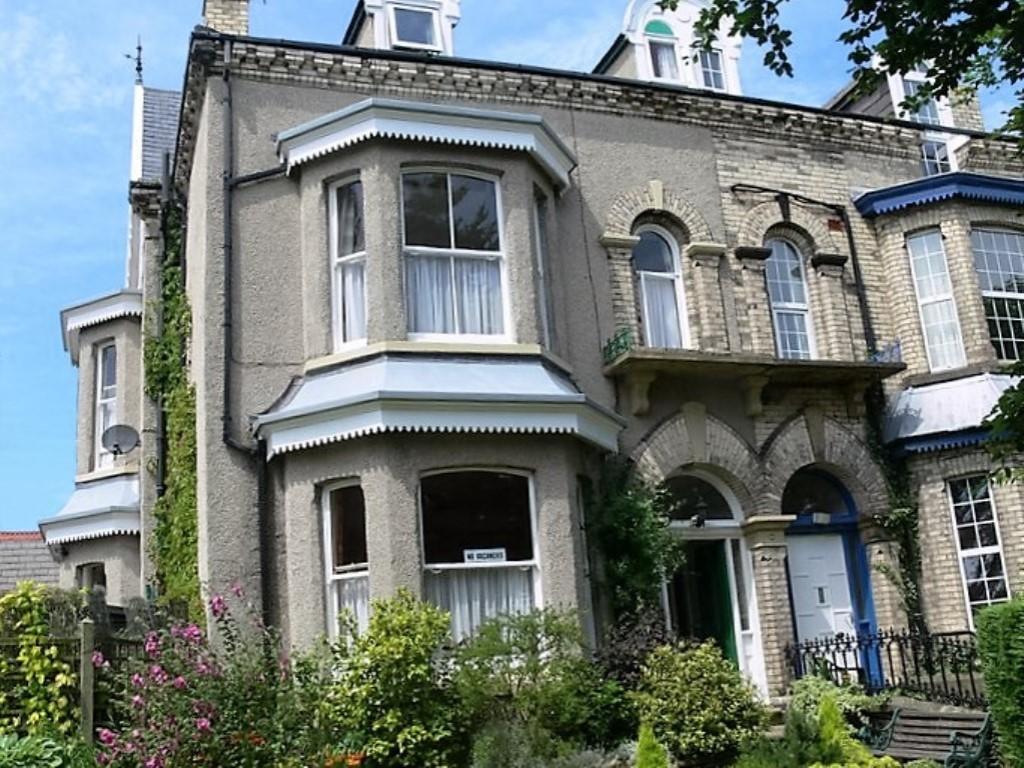 Barrie Guest House Barrow-in-Furness Exterior photo